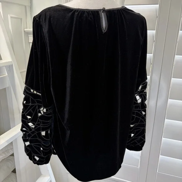 NWOT Joie Black Velvet Top - Picture 5 of 10